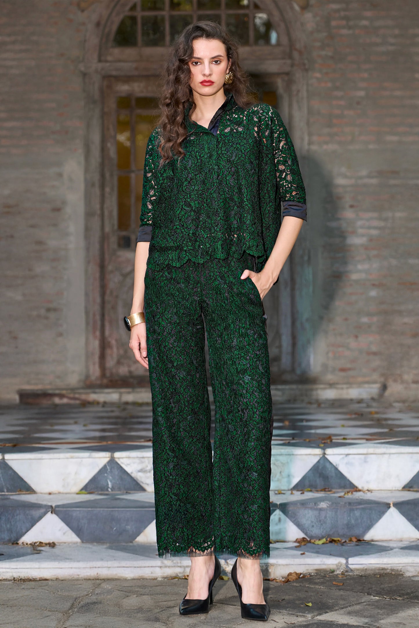 SCALLOPED LACE PANT SET