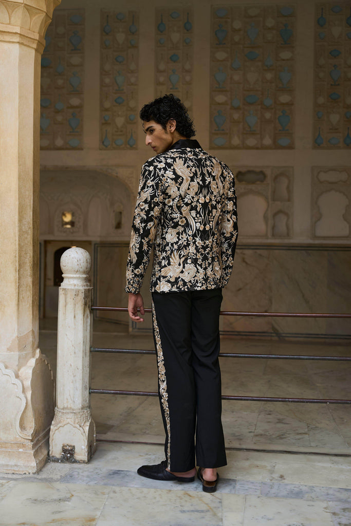 EMBROIDERED SUIT - dash and dot dash and dot