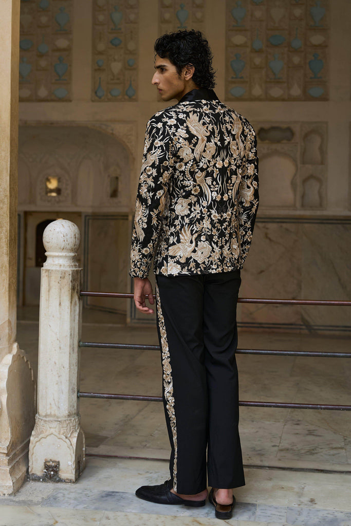 EMBROIDERED SUIT - dash and dot dash and dot