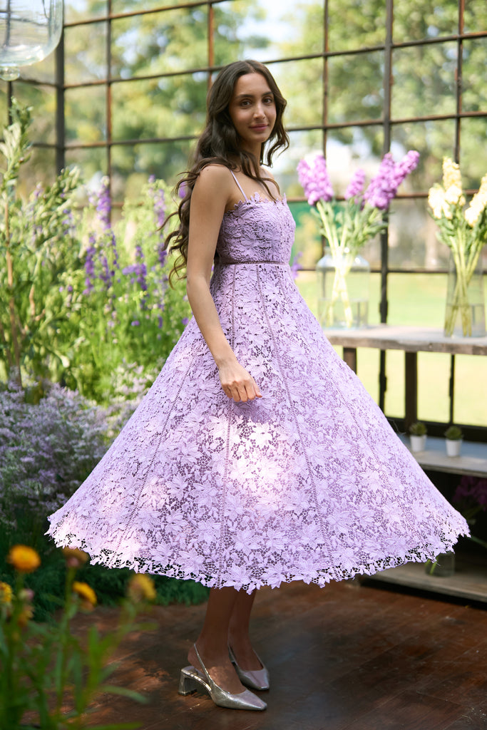 SCALLOPED FLARED LACE MIDI dash and dot