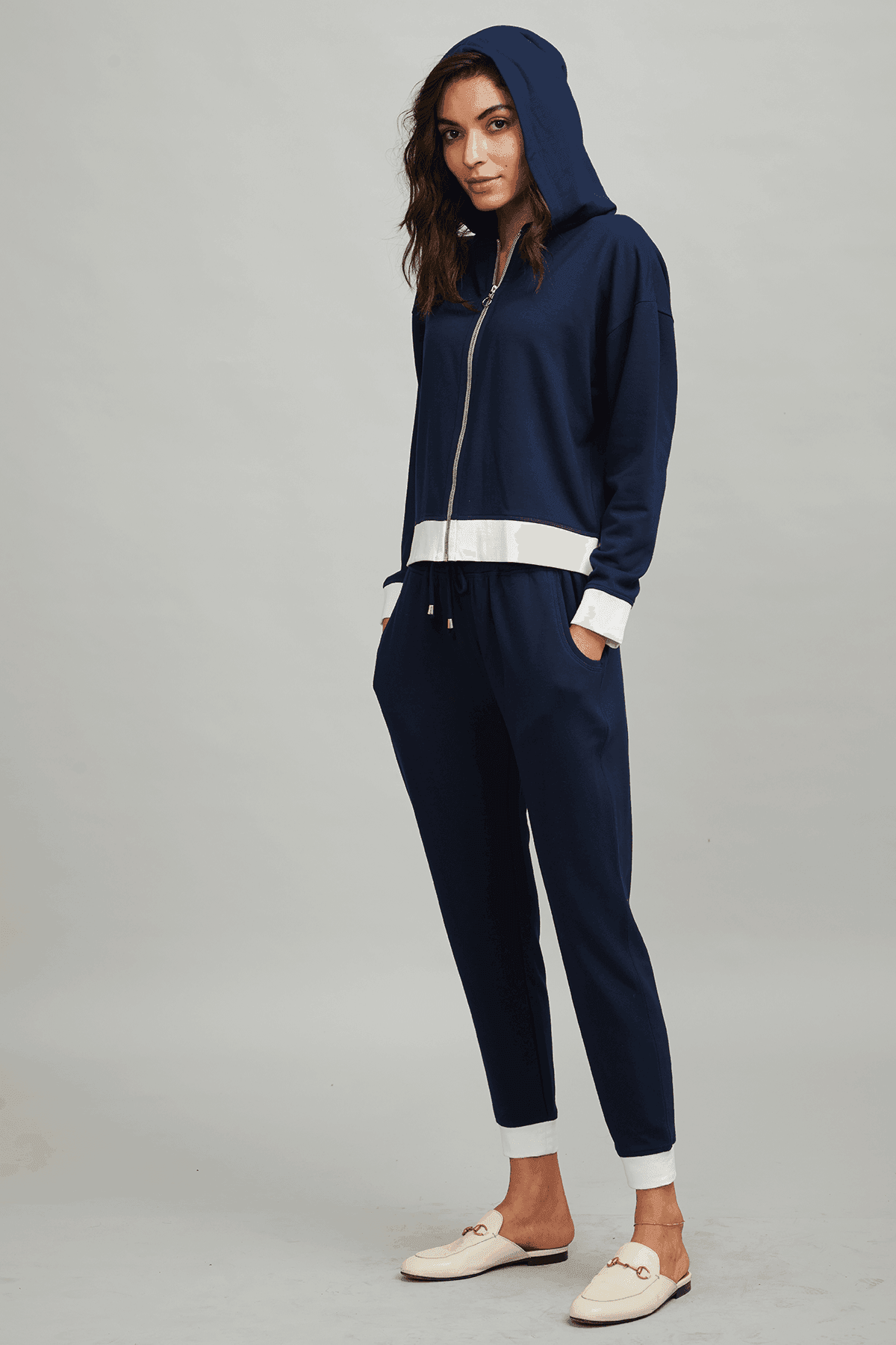 IN THE NAVY TRACKSUIT - dash and dot