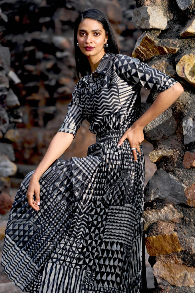 TRIBAL SHIMMER PLEATED SKIRT - dash and dot dash and dot