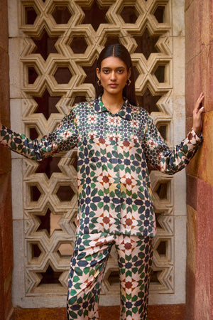 MOSAIC PRINT SHIRT - dash and dot