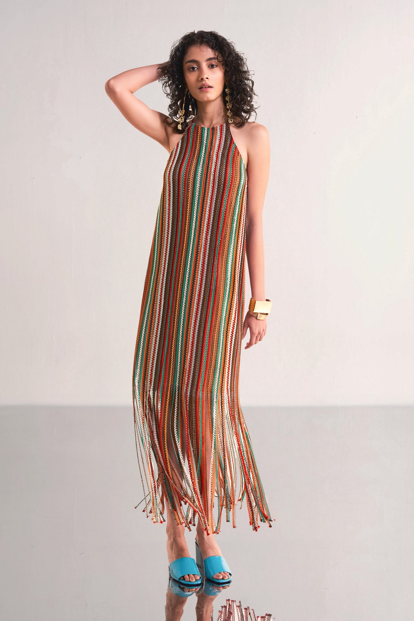HALTER NECK FRINGE KNIT DRESS