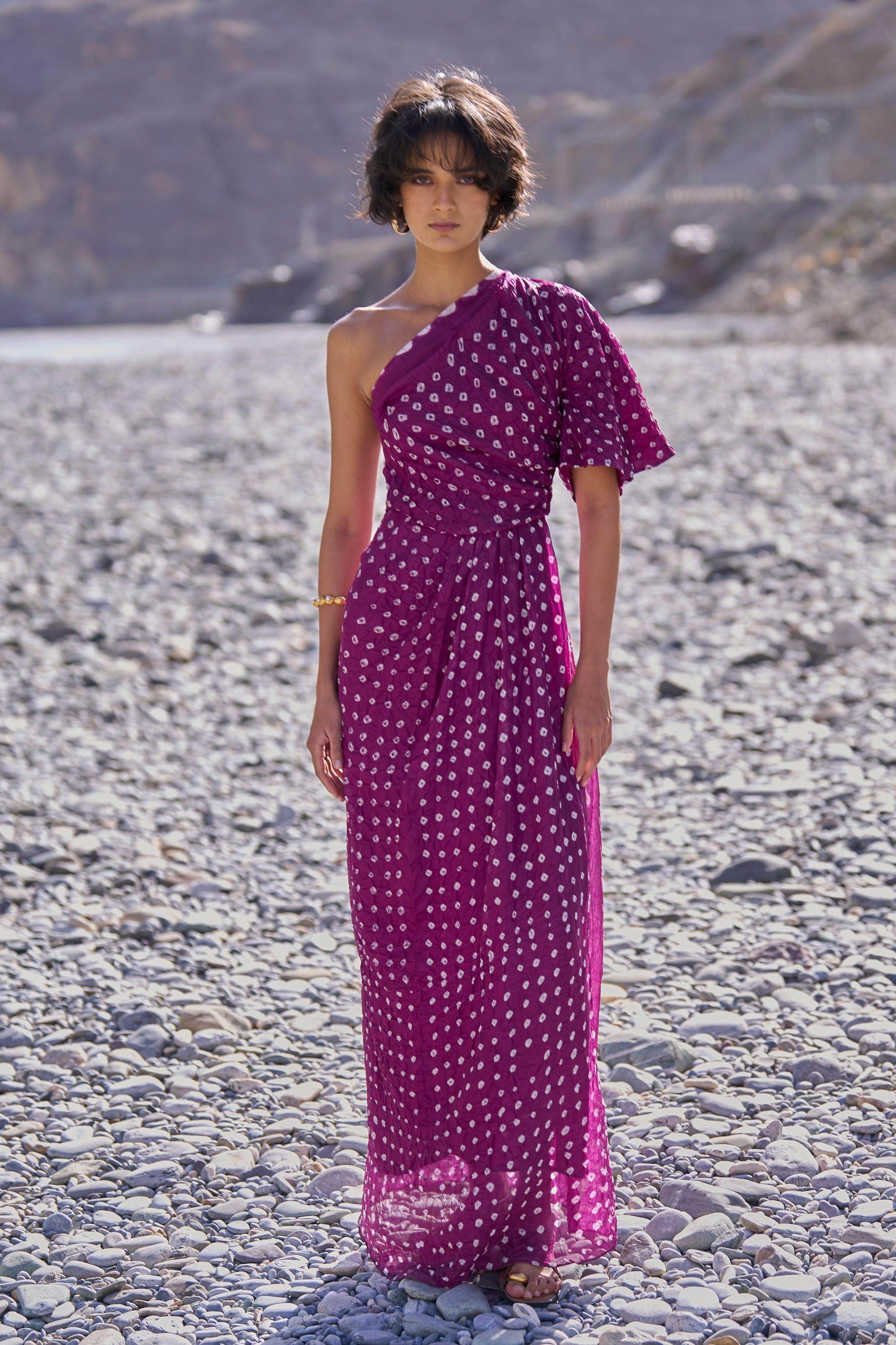 SINGLE SLEEVE BANDHANI DRESS - dash and dot