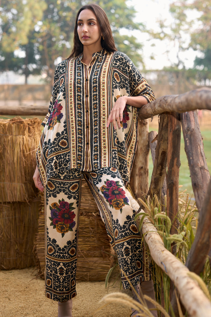 BAROQUE PRINTED STRAIGHT-CUT PANT dash and dot