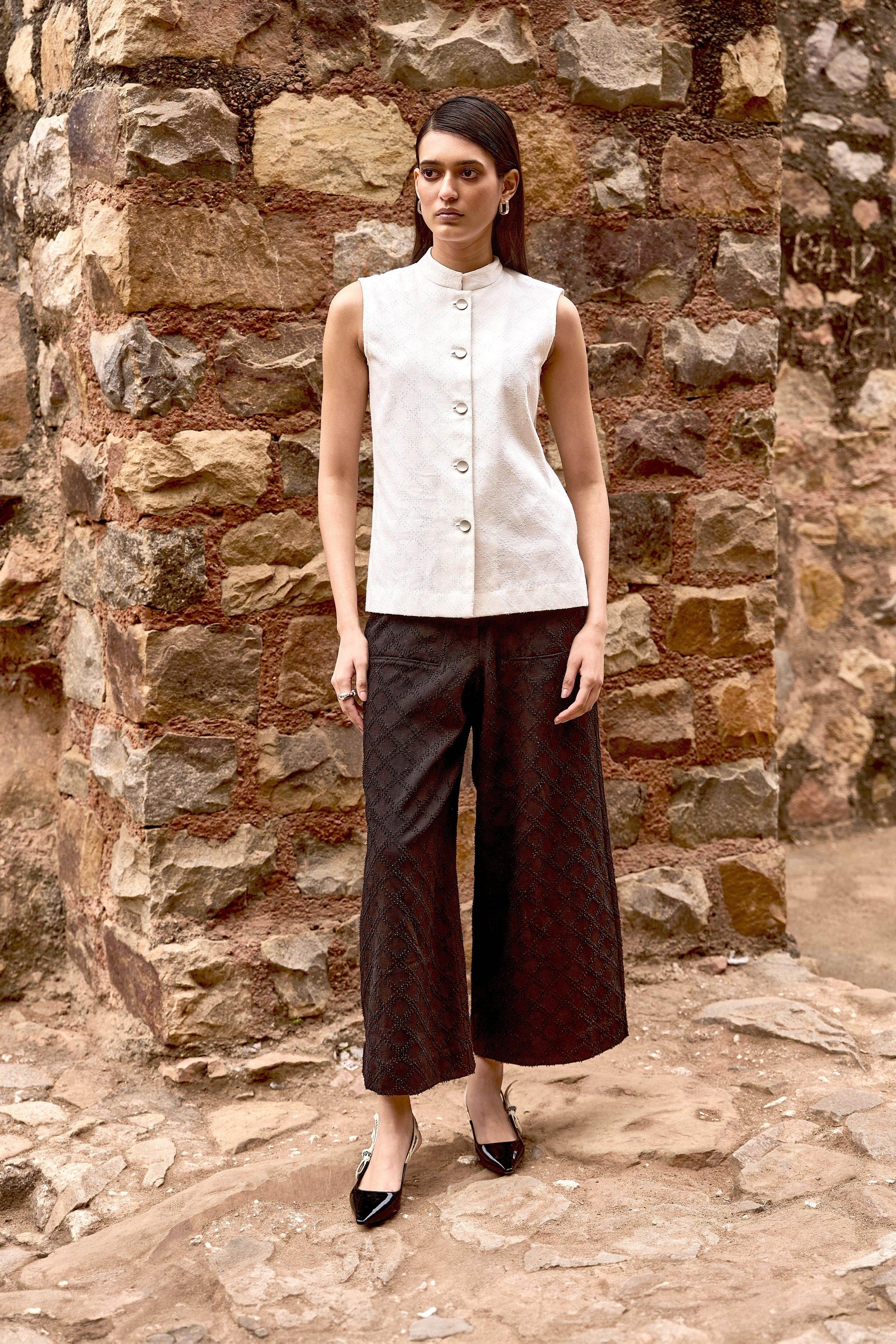 TEXTURED DENIM PANT - dash and dot