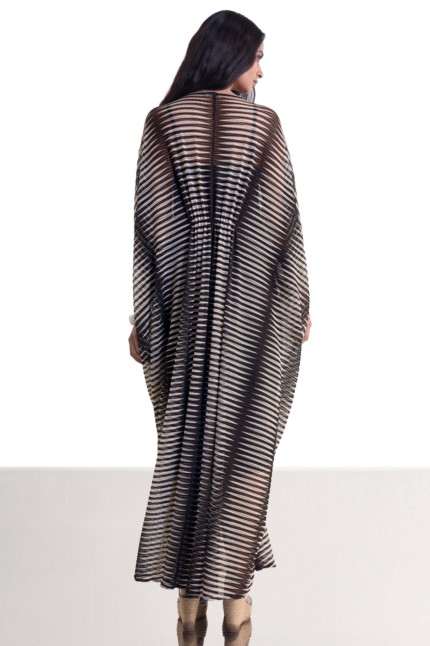 MONOCHROME KNITTED KAFTAN