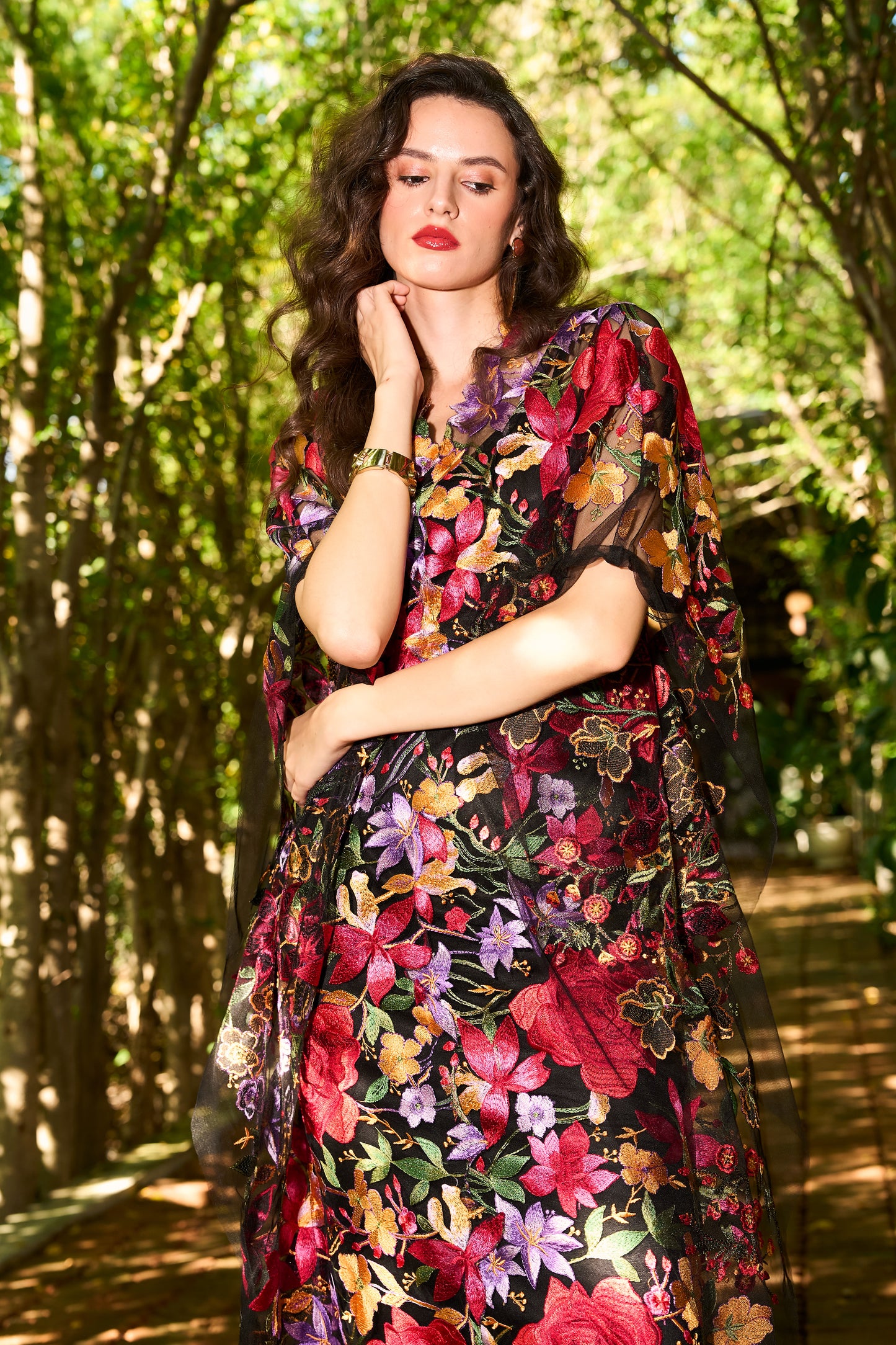 EMBROIDERED FLORAL KAFTAN