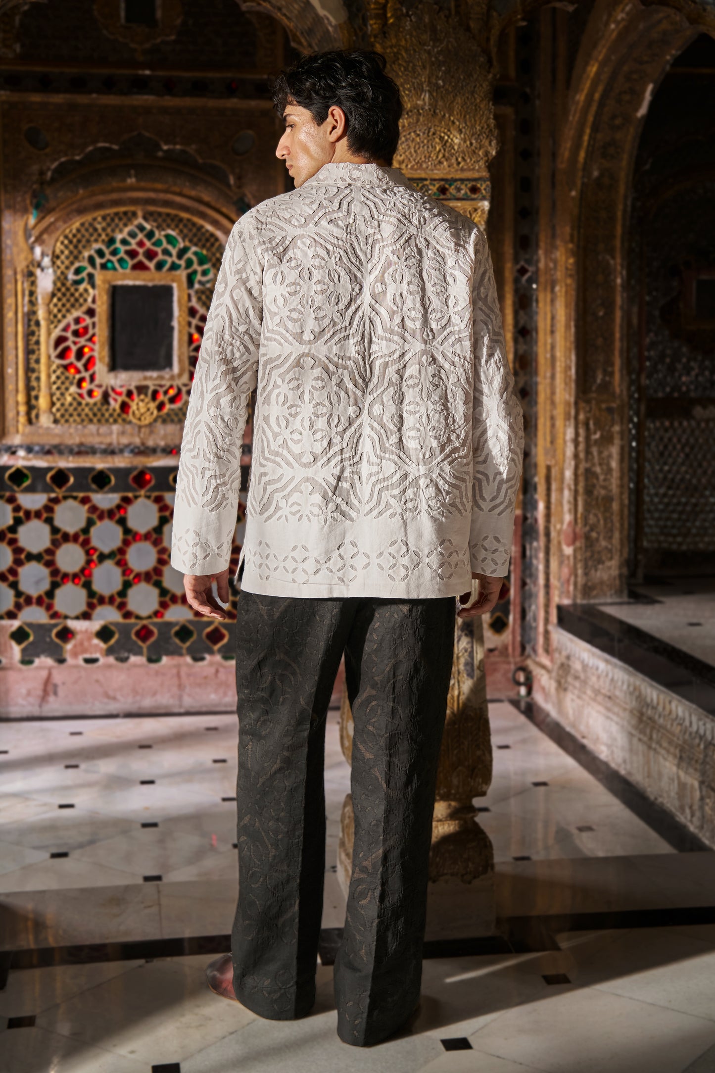 CUTWORK APPLIQUÉ PANT