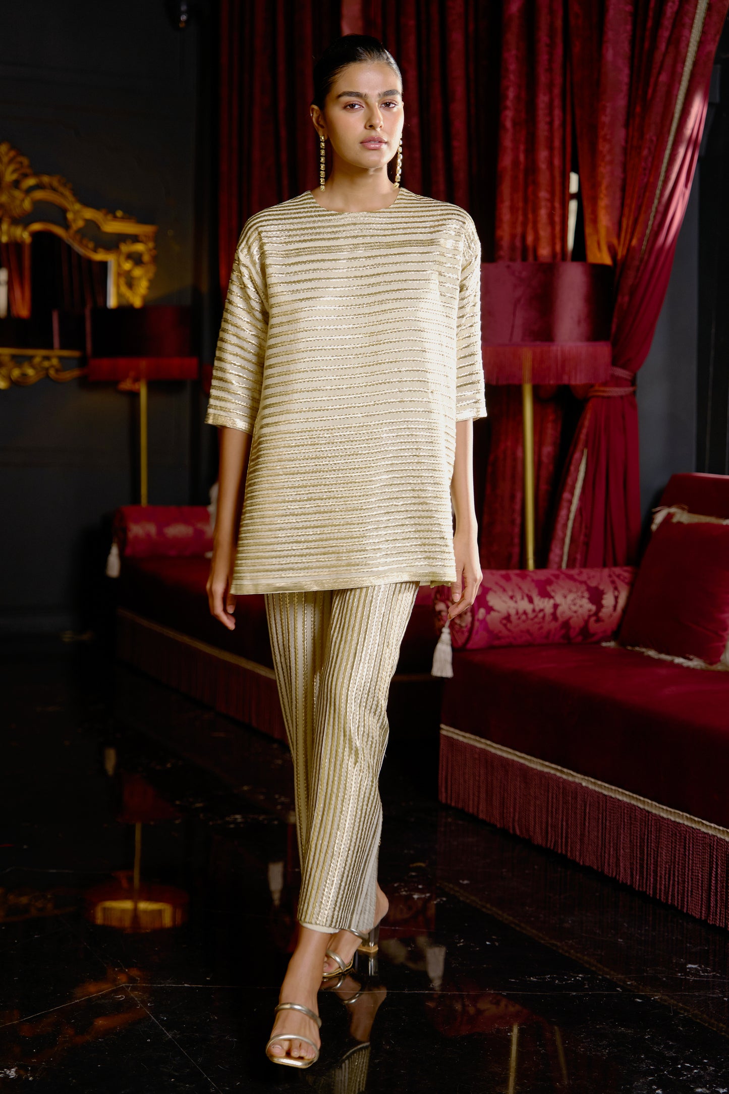 METALLIC EMBROIDERED SET