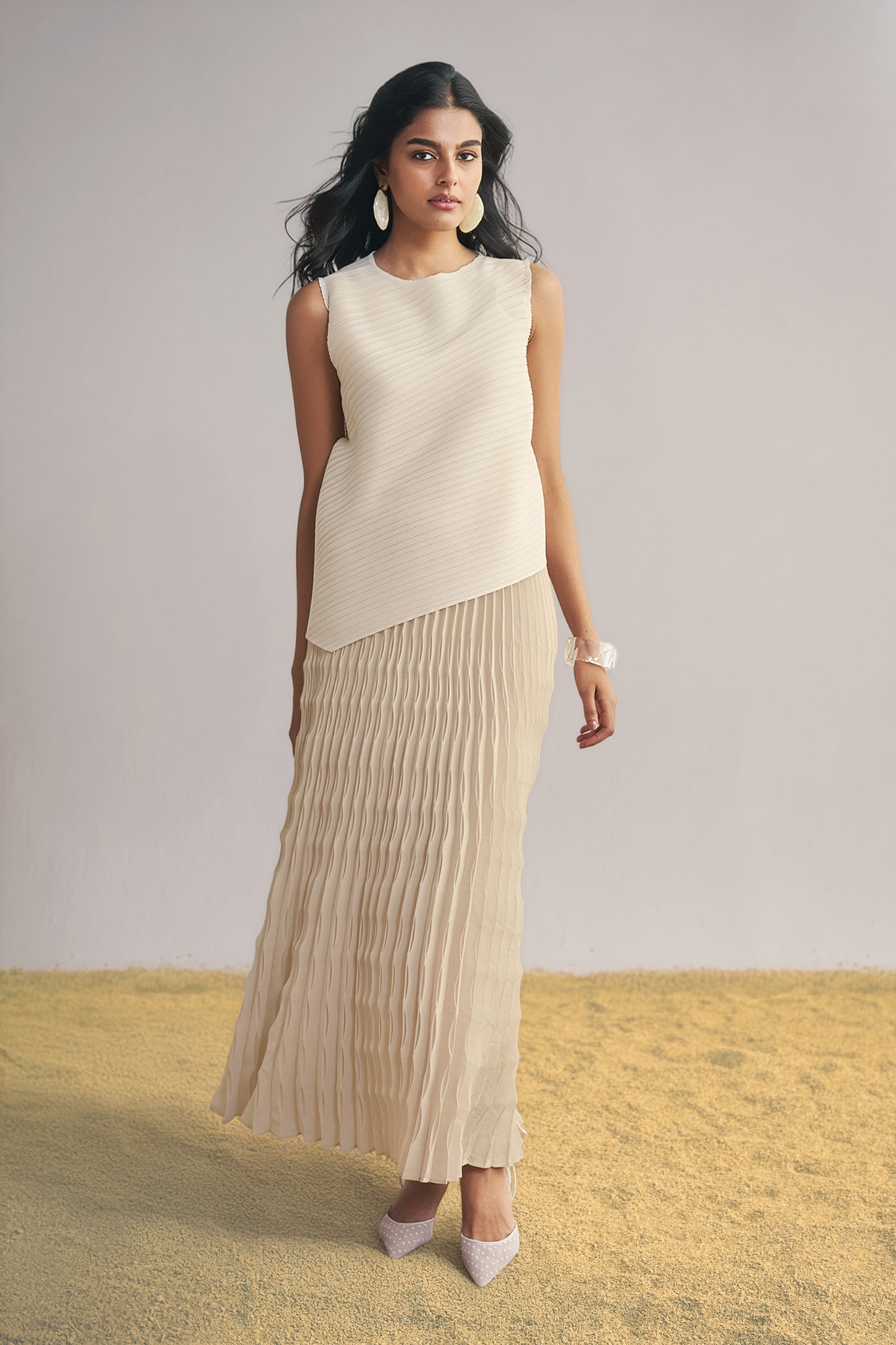 ASYMMETRIC PLEATED TOP