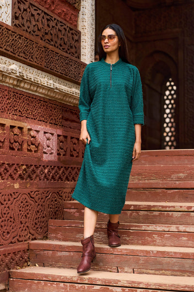 TEXTURED KNIT MIDI - dash and dot