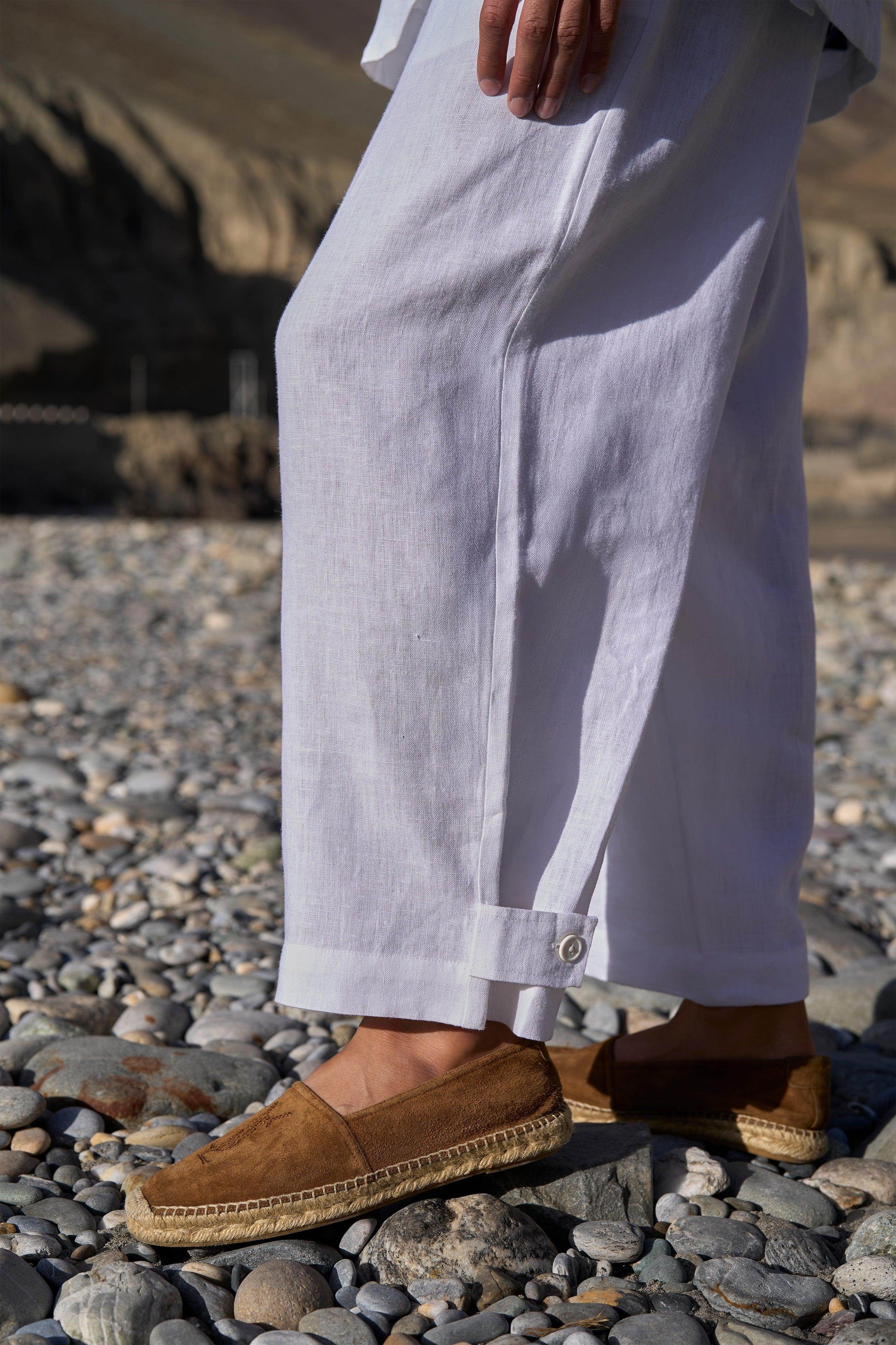 ADJUSTABLE CUFF LINEN PANT - dash and dot