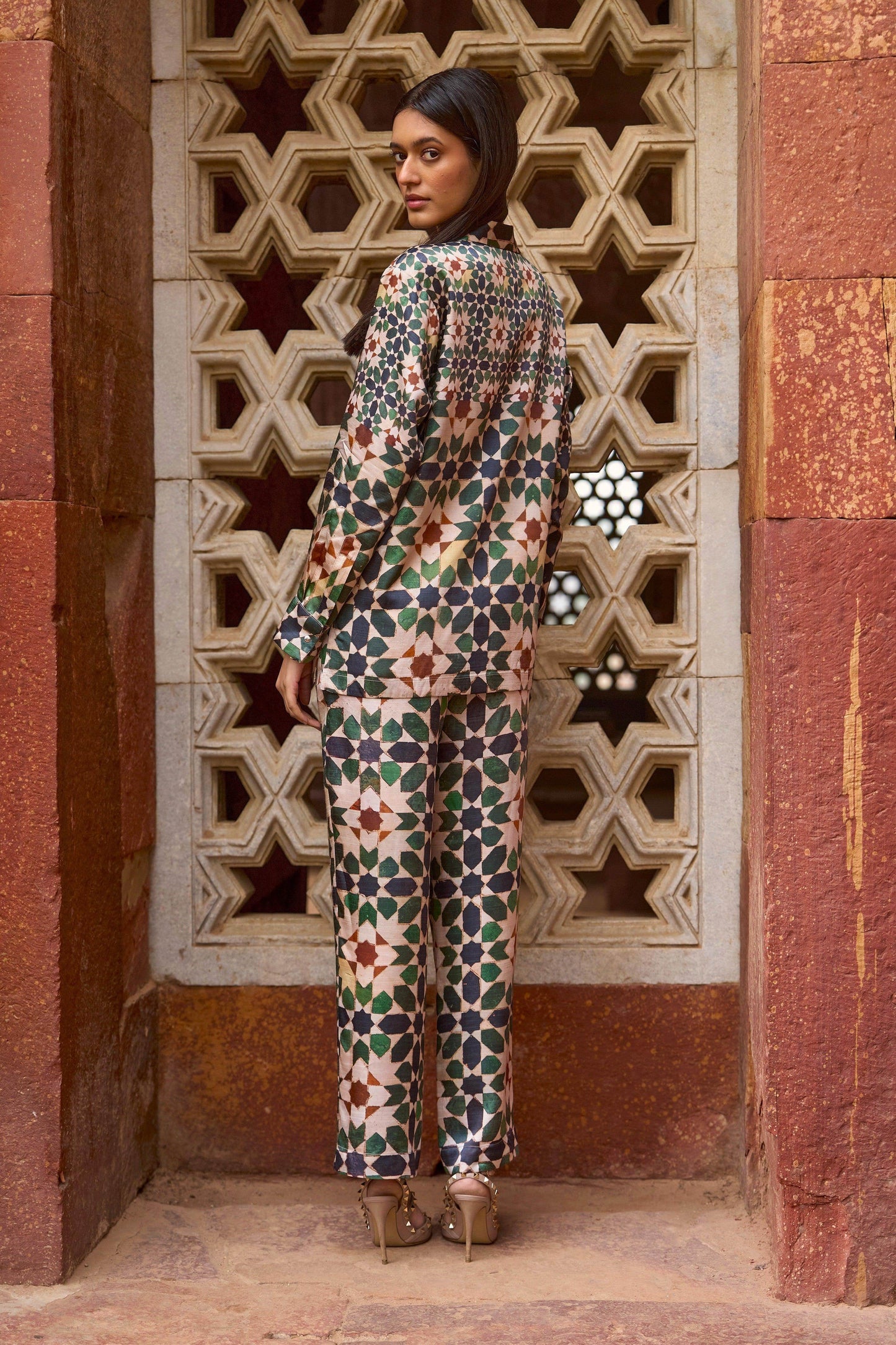 MOSAIC PRINT SHIRT - dash and dot