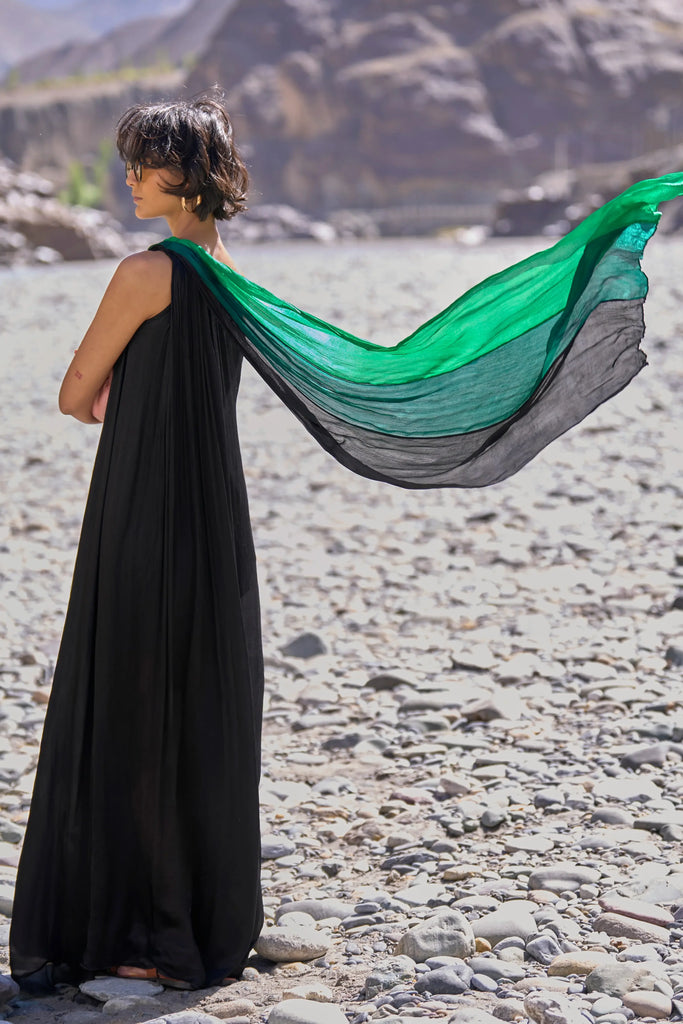 OMBRÉ DRAPED SARI GOWN dash and dot