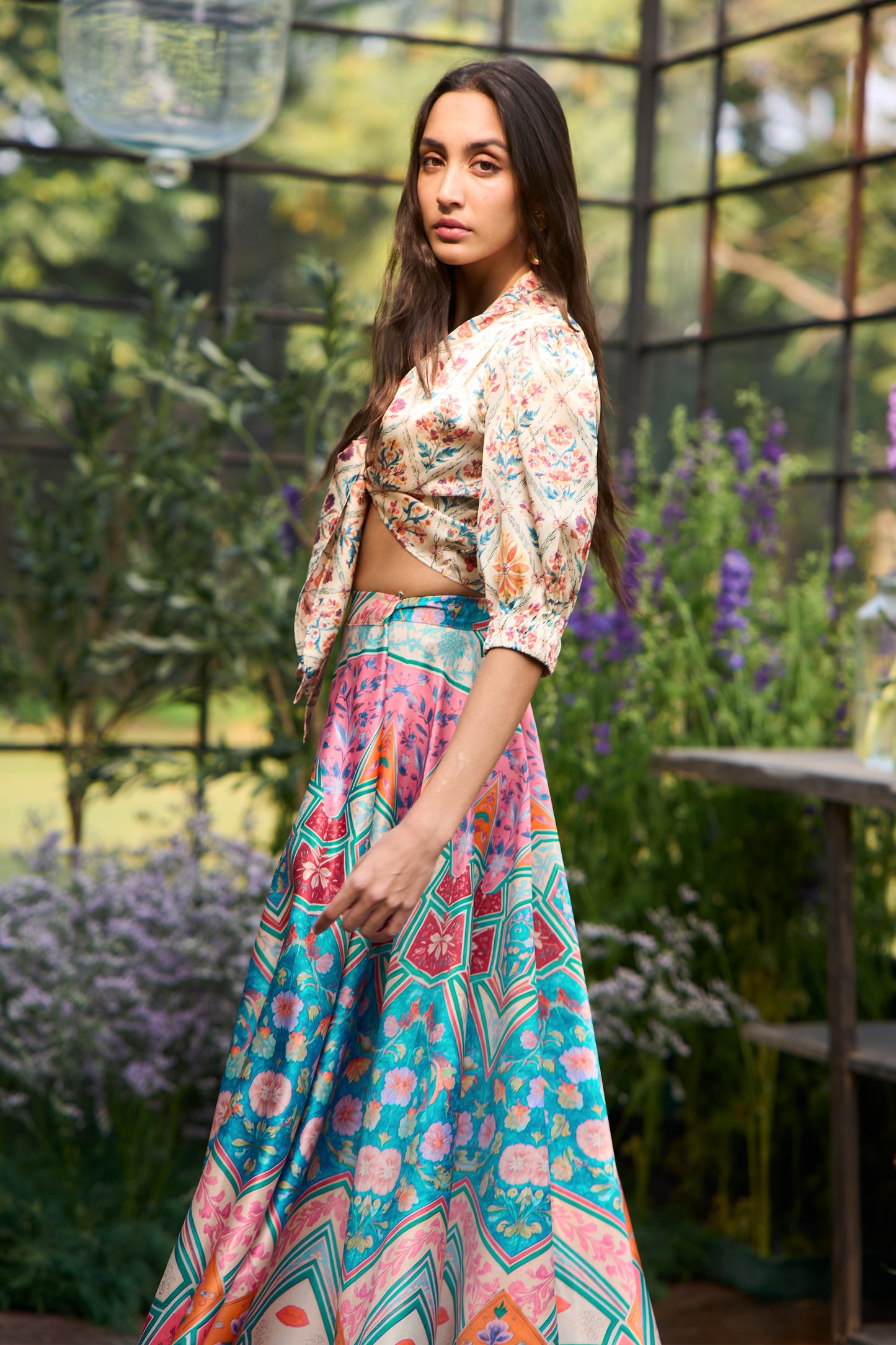 FLORAL PRINT FRONT-TIE TOP