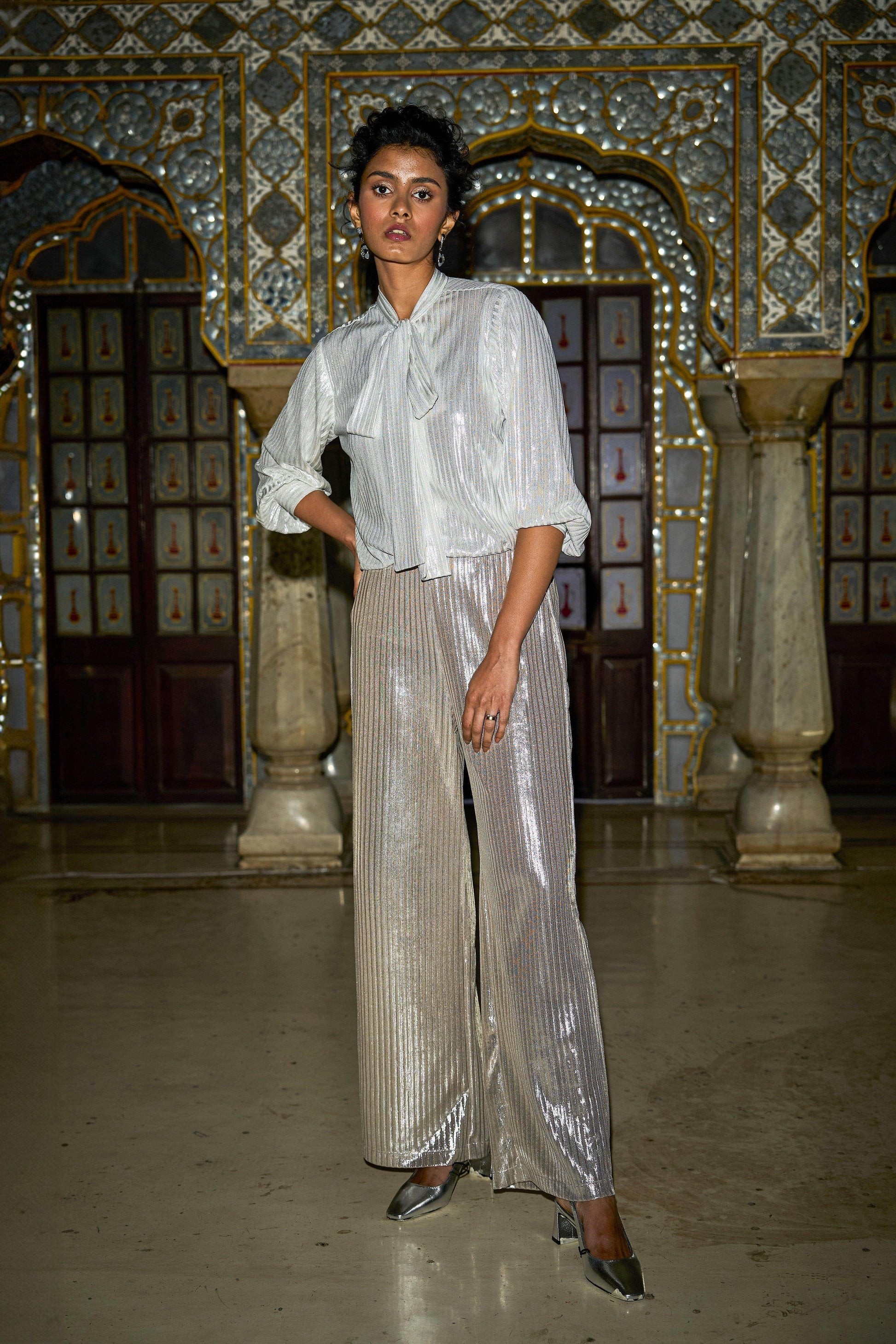 TEXTURED LAMÉ PANT SET - dash and dot