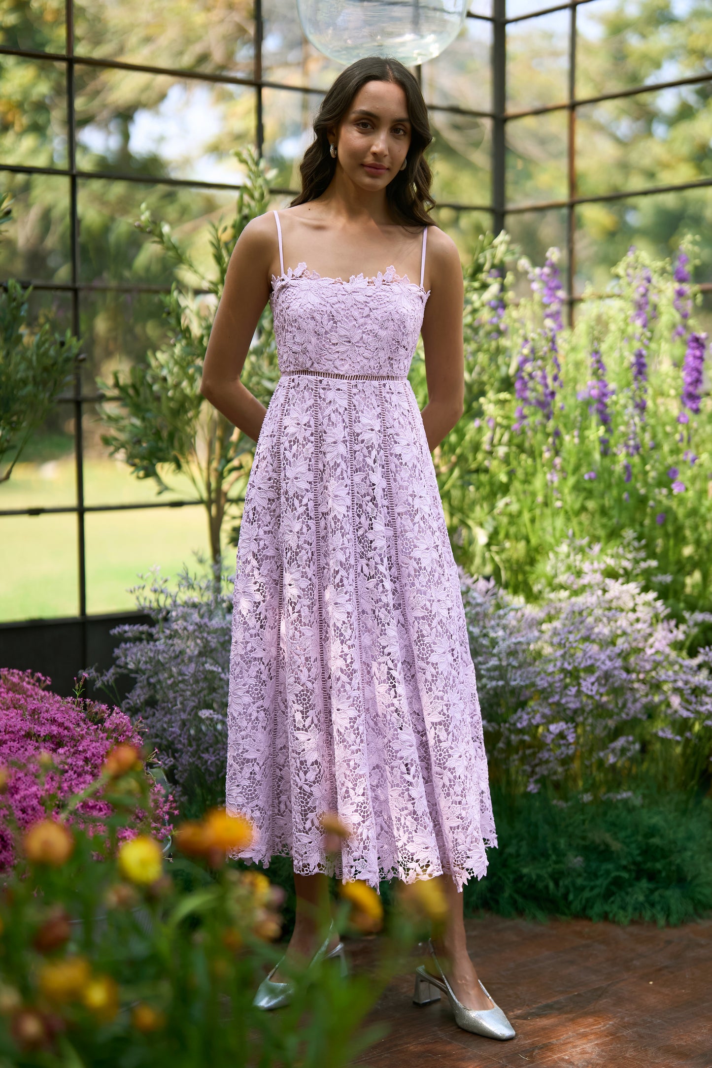 SCALLOPED FLARED LACE MIDI