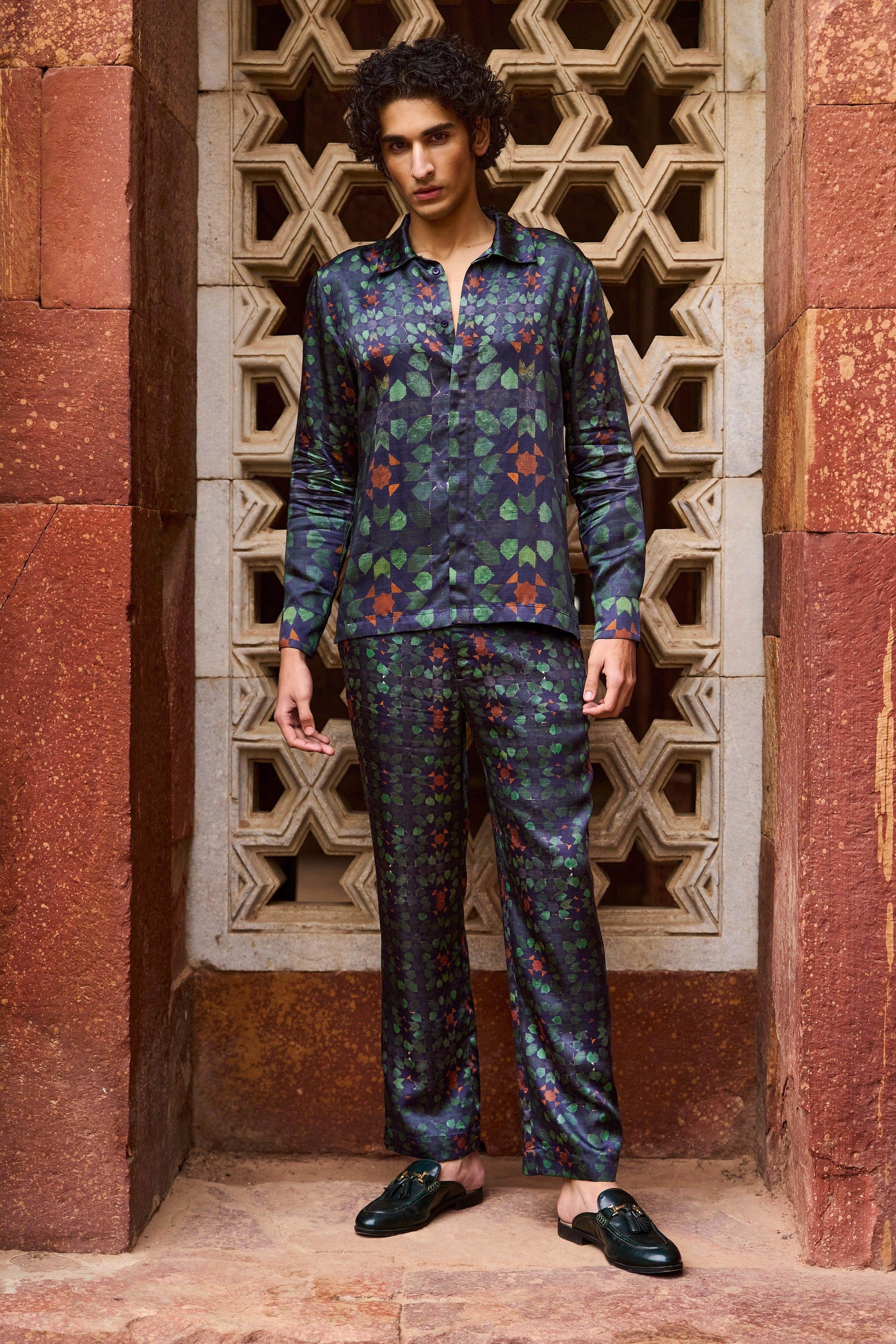 MOSAIC PRINT SHIRT - dash and dot