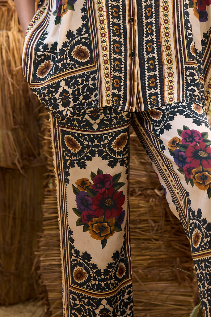 BAROQUE PRINTED STRAIGHT-CUT PANT dash and dot
