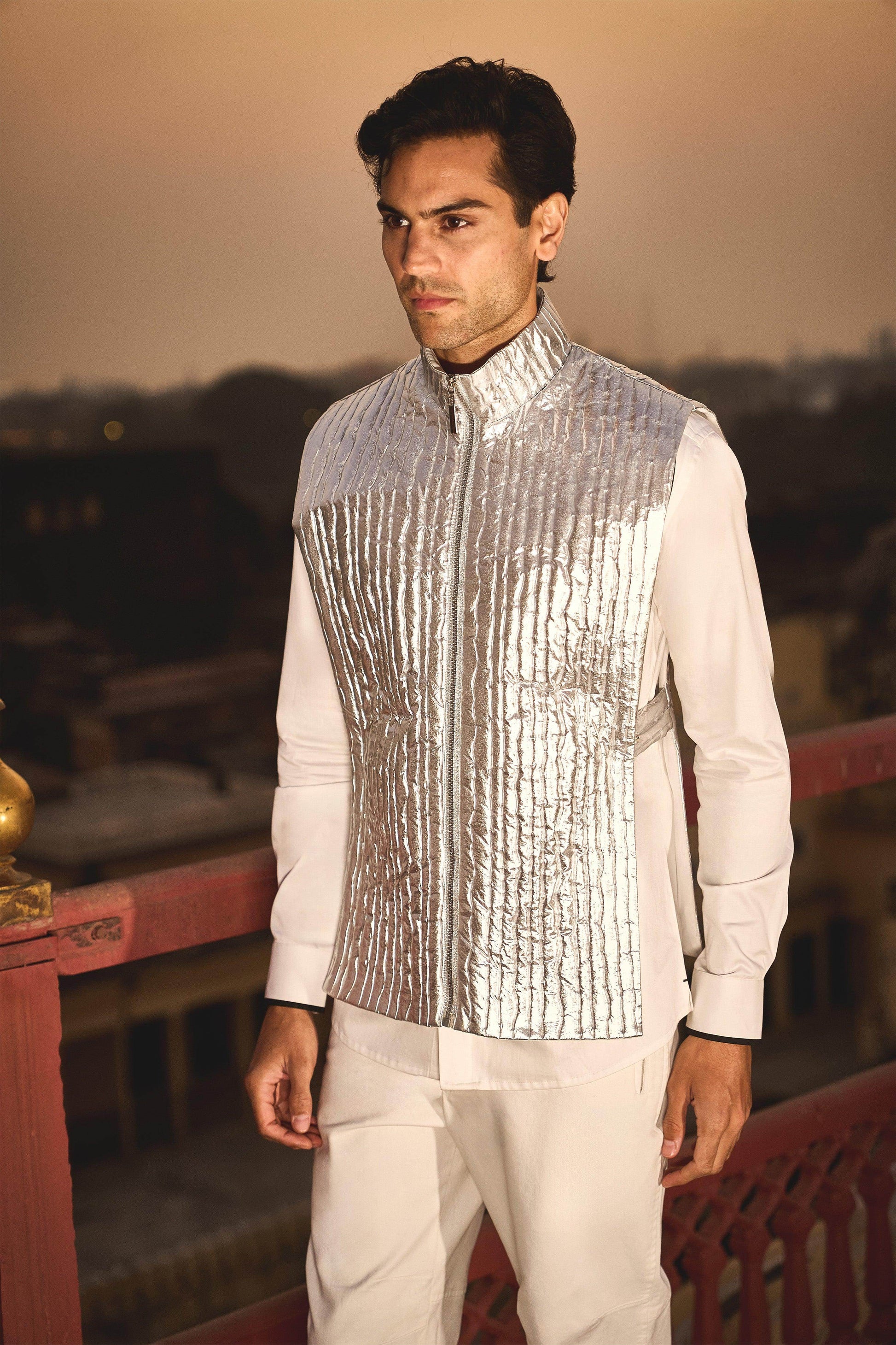 FOIL QUILTED GILET - dash and dot