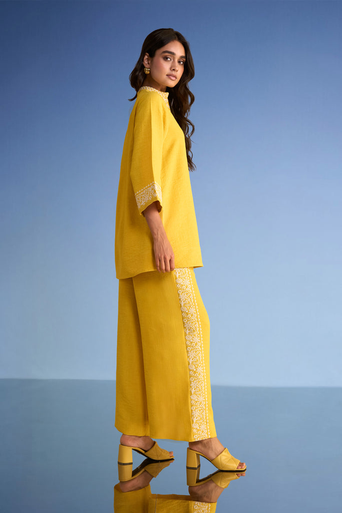 EMBROIDERED LINEN-TEXTURED PANT dash and dot