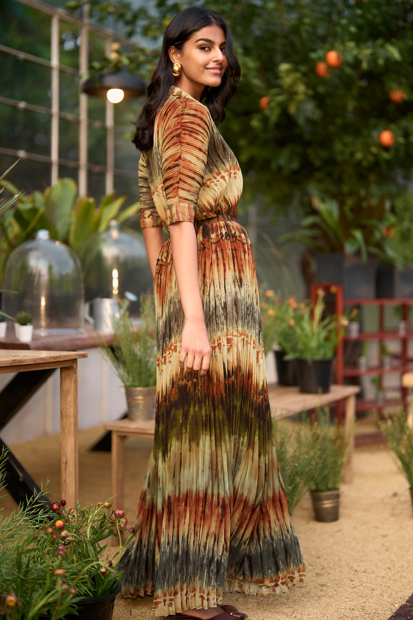 PLEATED TIE DYE SKIRT
