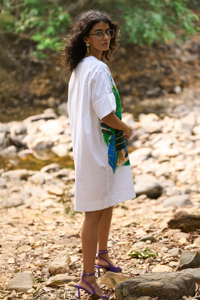 GRAPHIC PRINT SHIRT DRESS - dash and dot dash and dot