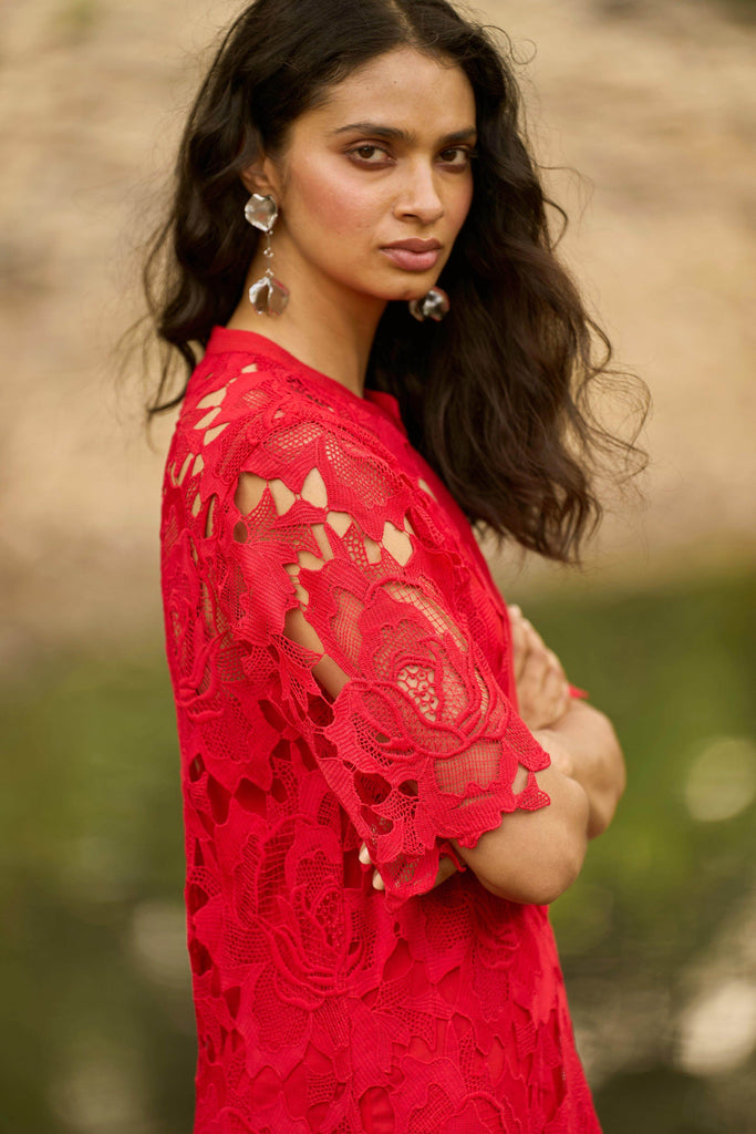 RED LACE MIDI - dash and dot dash and dot