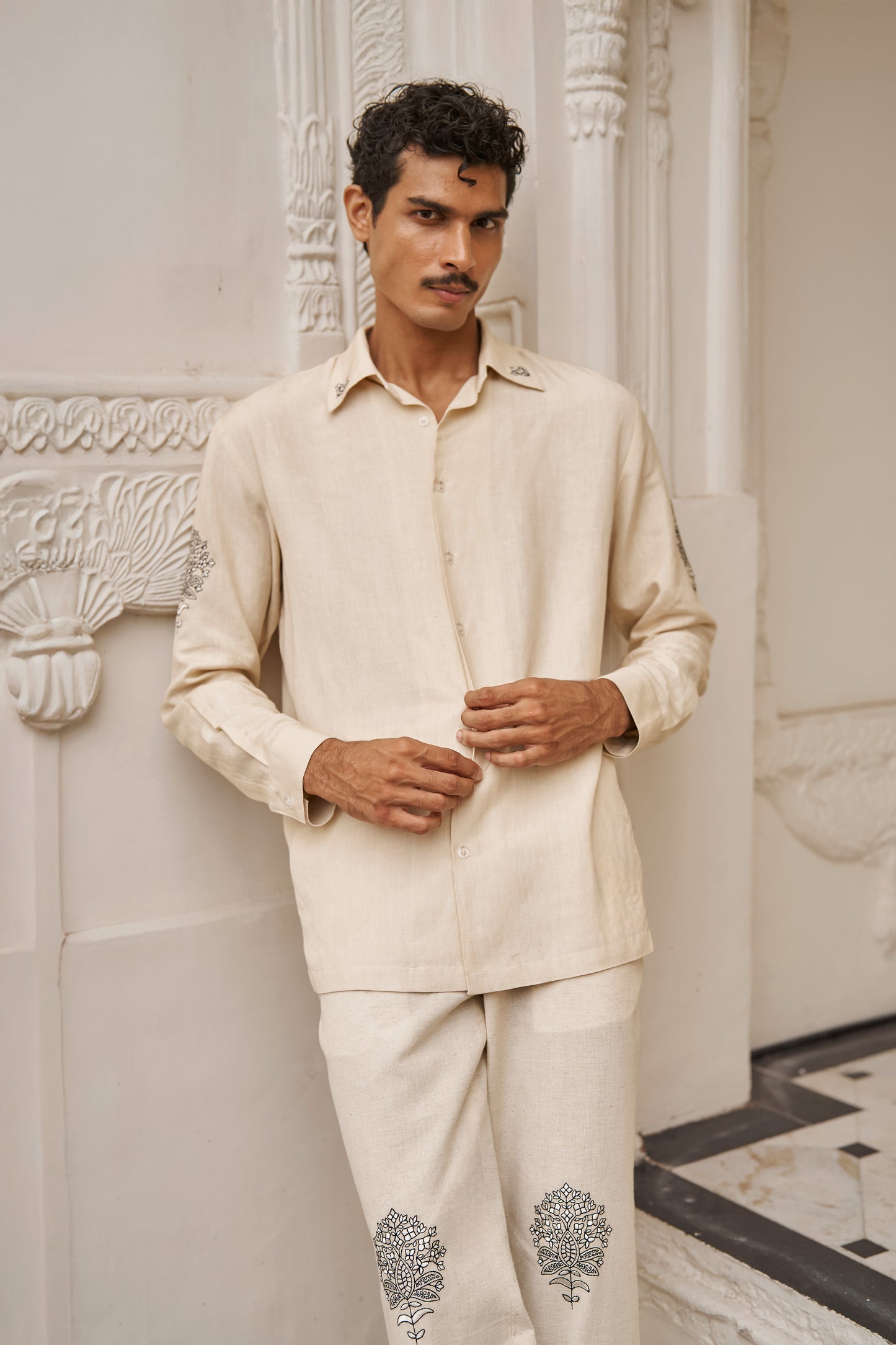 LINEN EMBROIDERED PANT