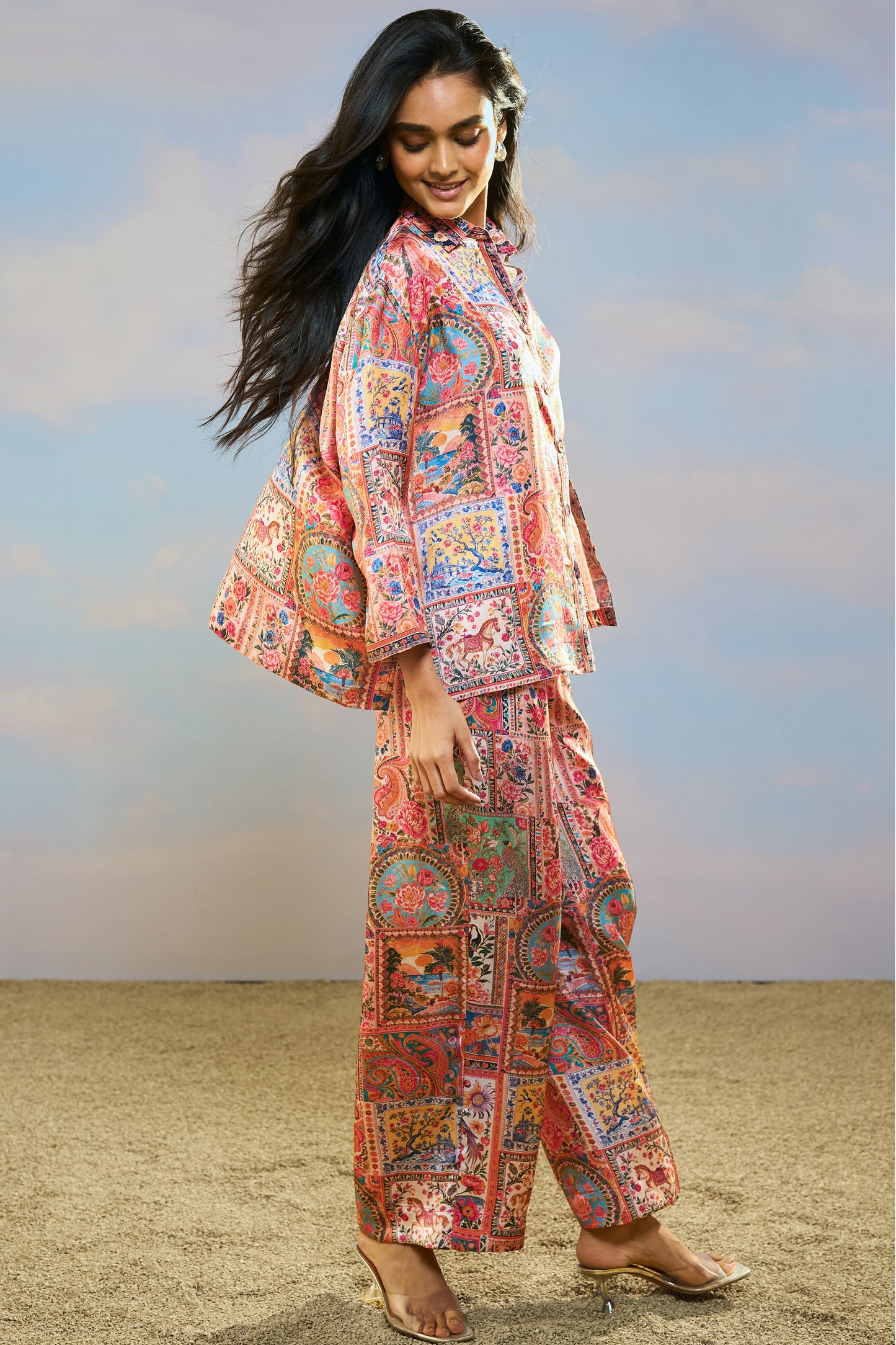 ORNAMENTAL PRINT SHIRT