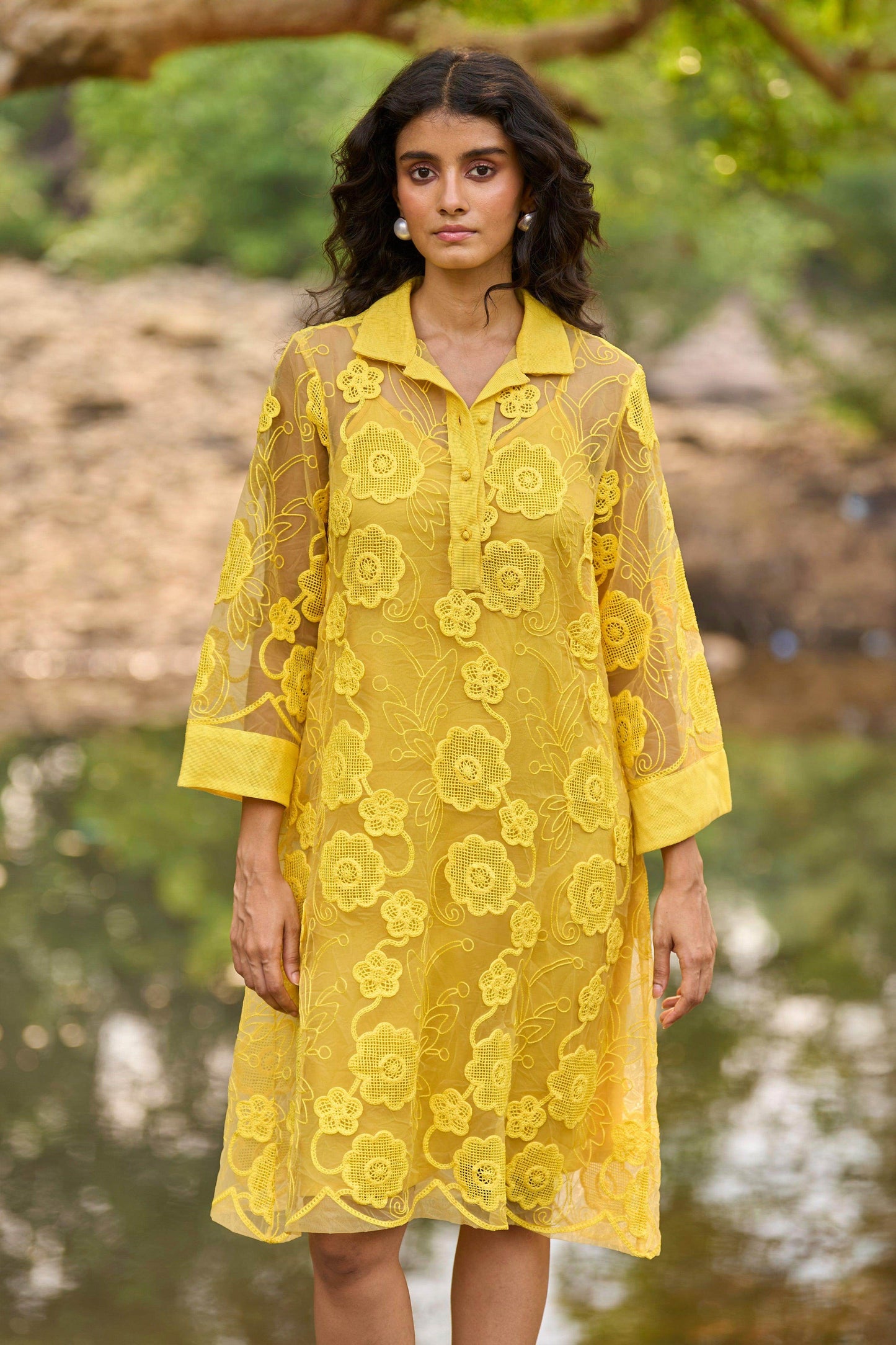 YELLOW LACE DRESS - dash and dot