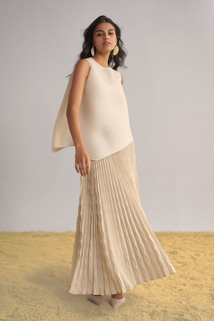 IRREGULAR PLEATED MAXI SKIRT dash and dot