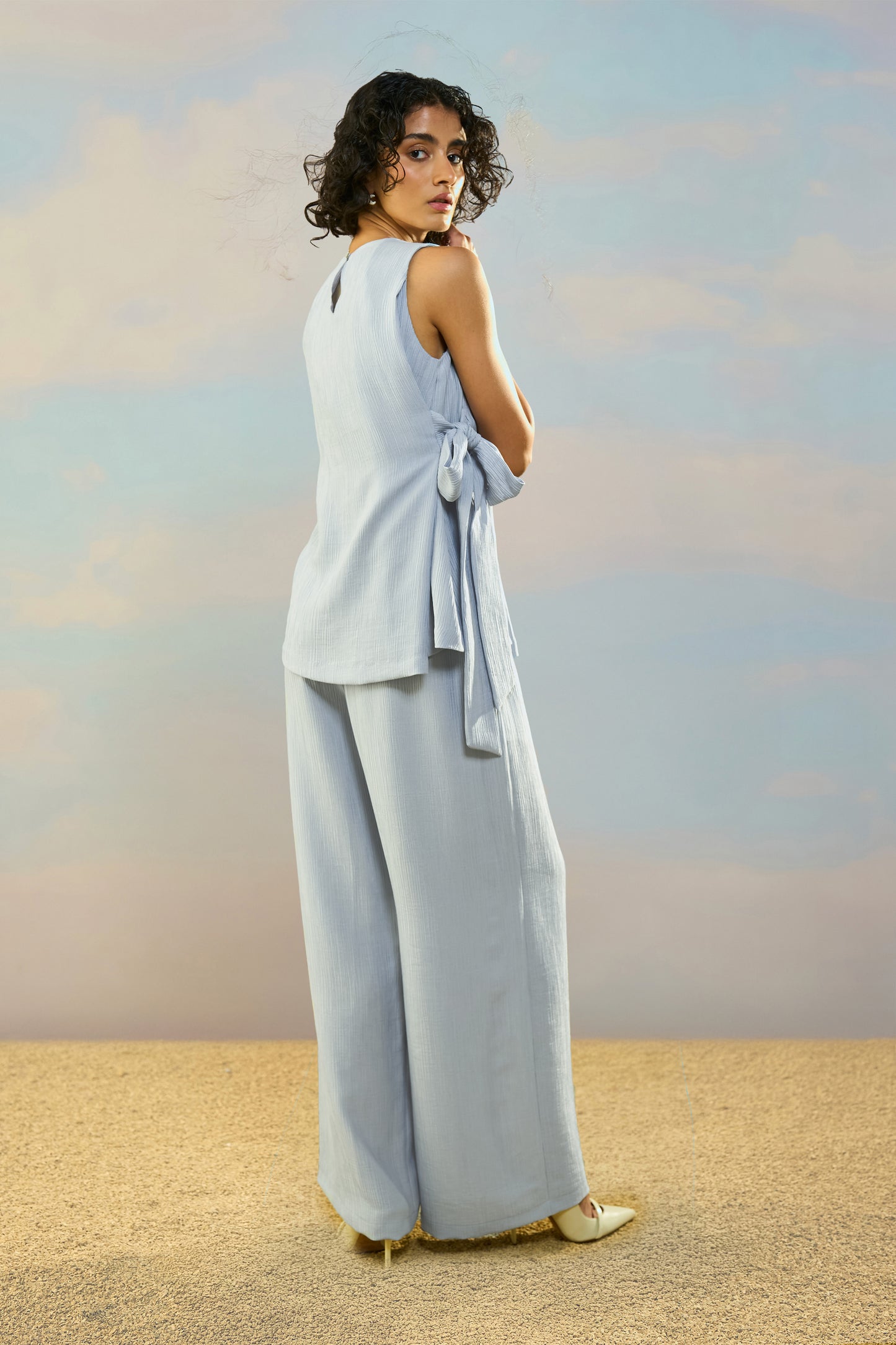 TEXTURED SIDE-TIE TOP