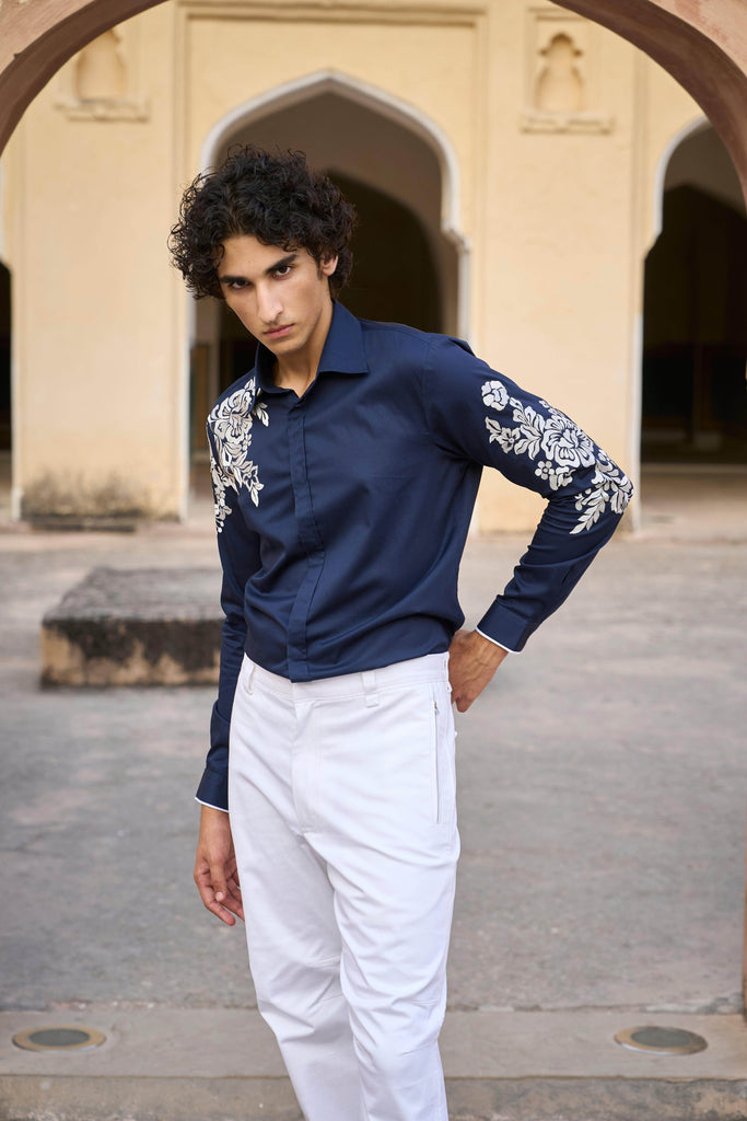 PLACEMENT EMBROIDERED SHIRT AND TAPERED WHITE JEAN - dash and dot dash and dot