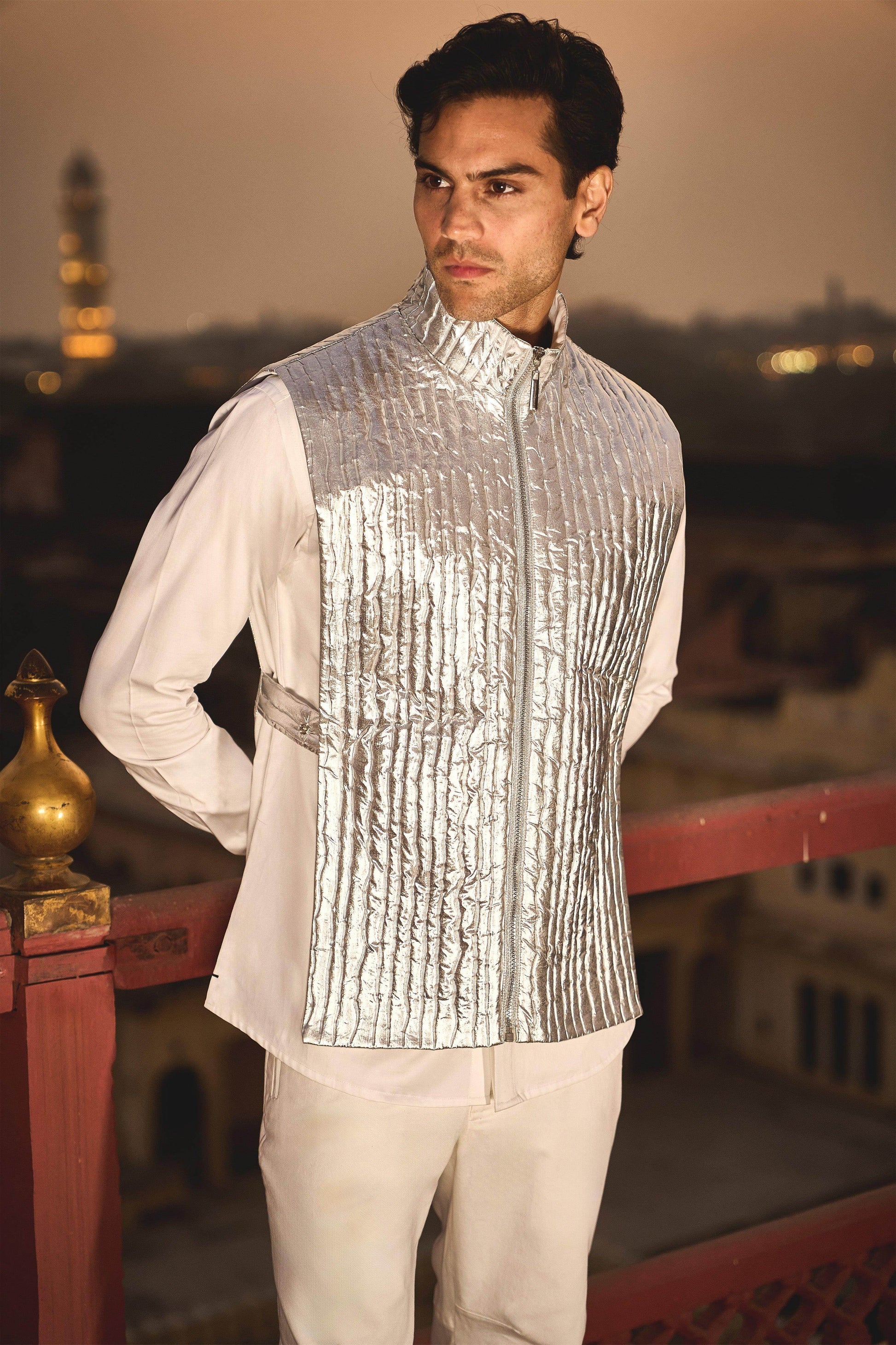 FOIL QUILTED GILET - dash and dot