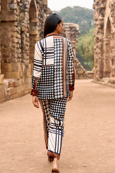 SIGNATURE PRINT PANT - dash and dot