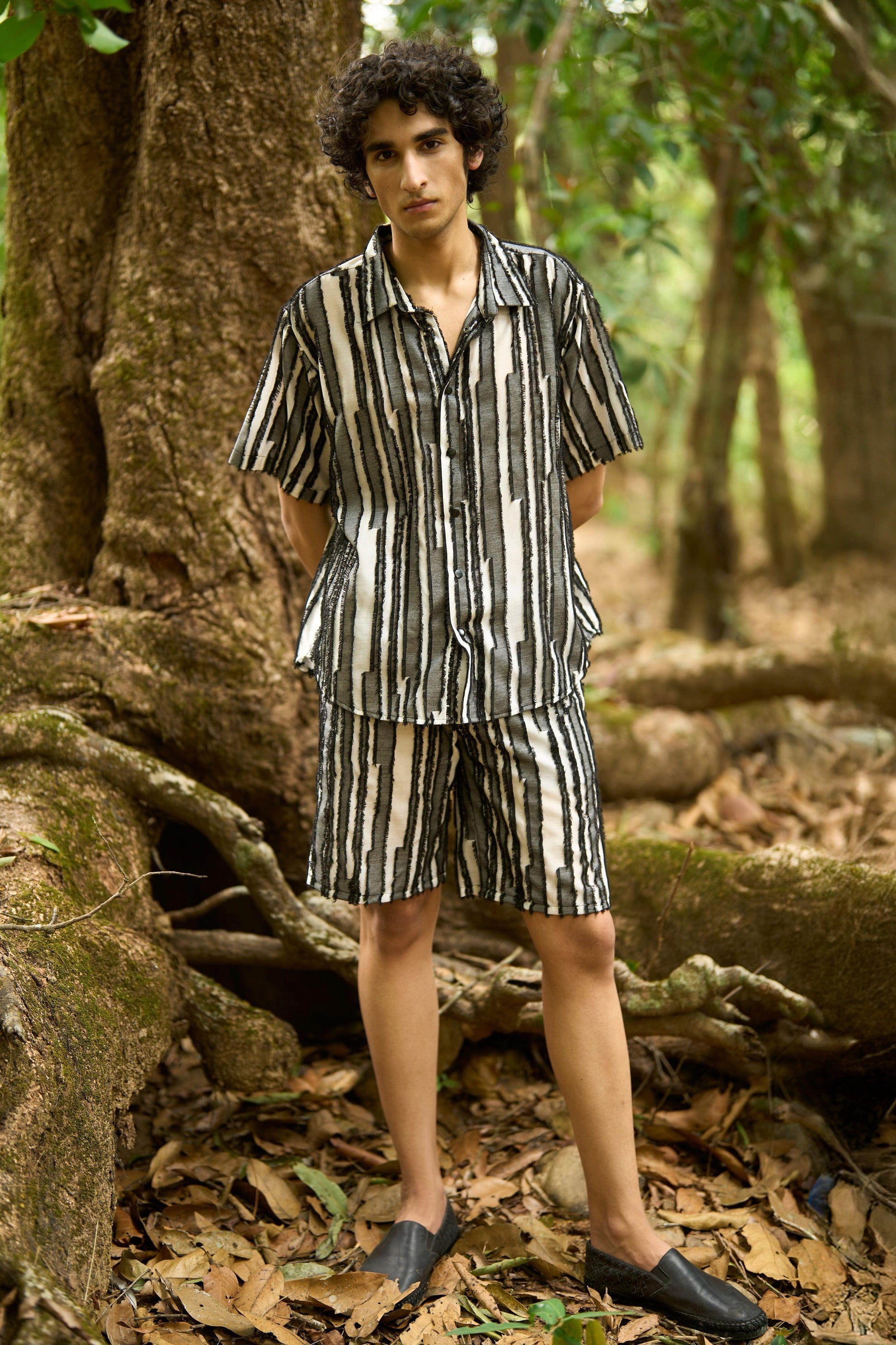 TEXTURED STRIPE SET - dash and dot