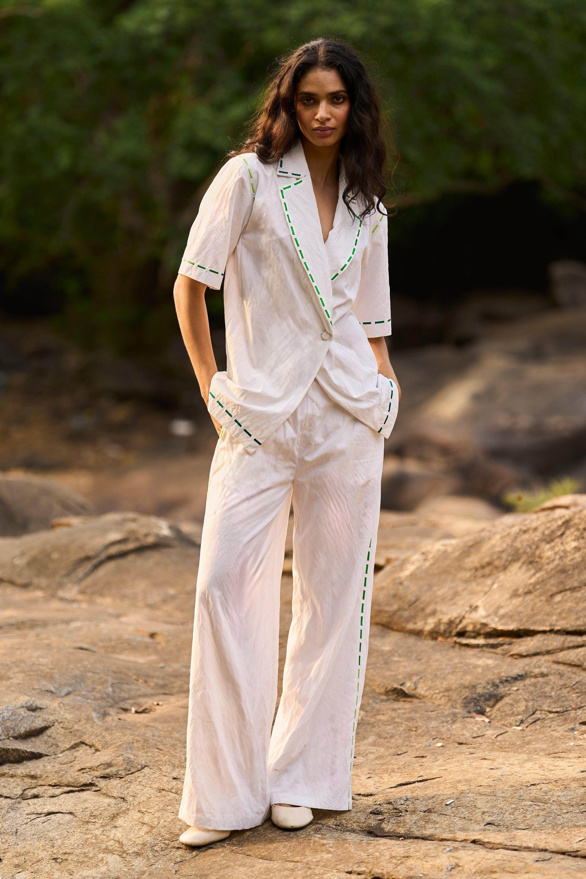 EMBROIDERED POPLIN SET - dash and dot