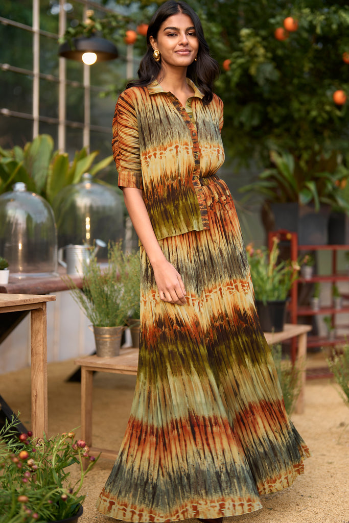 PLEATED TIE DYE SKIRT dash and dot