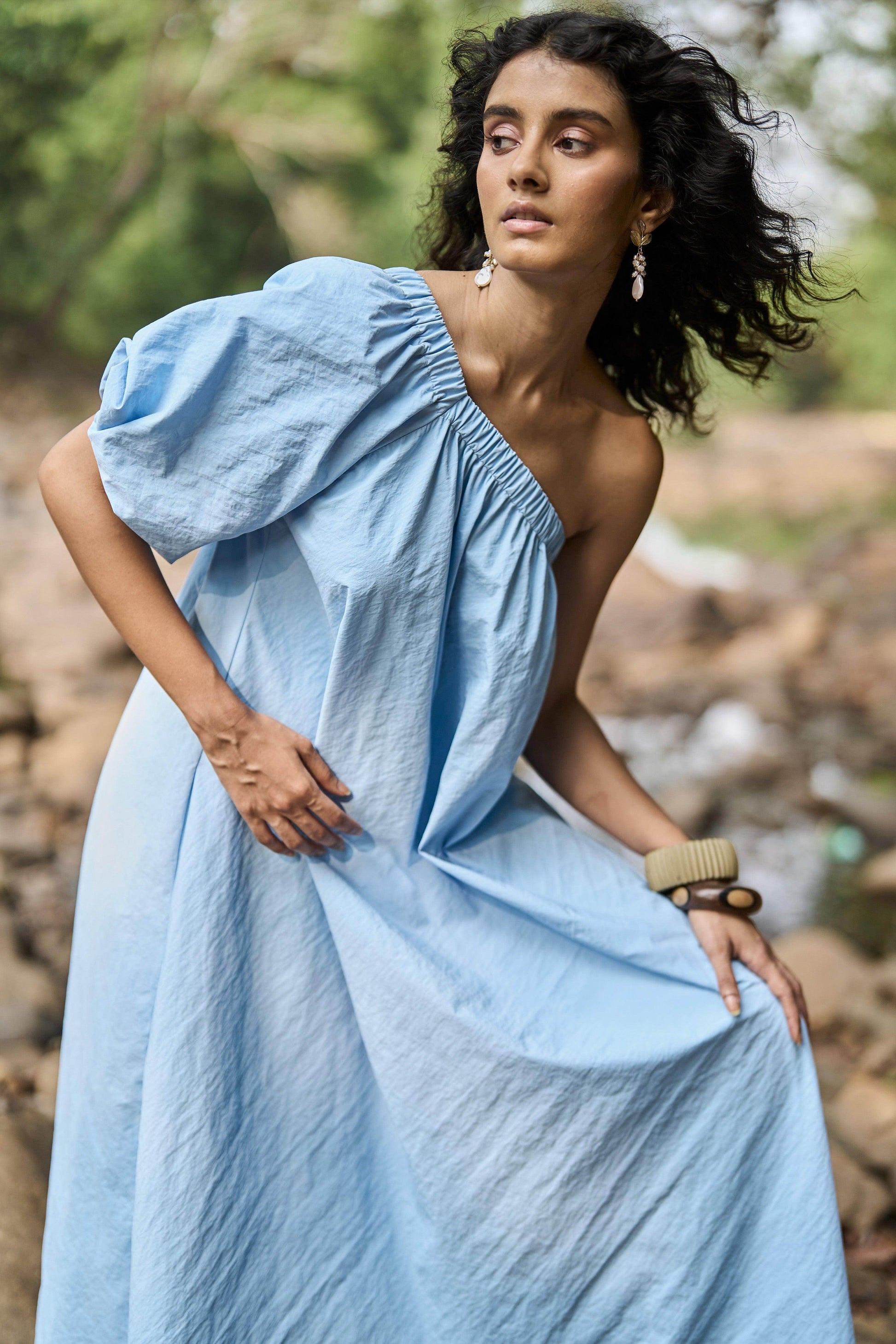 ONE-SHOULDER MIDI - dash and dot