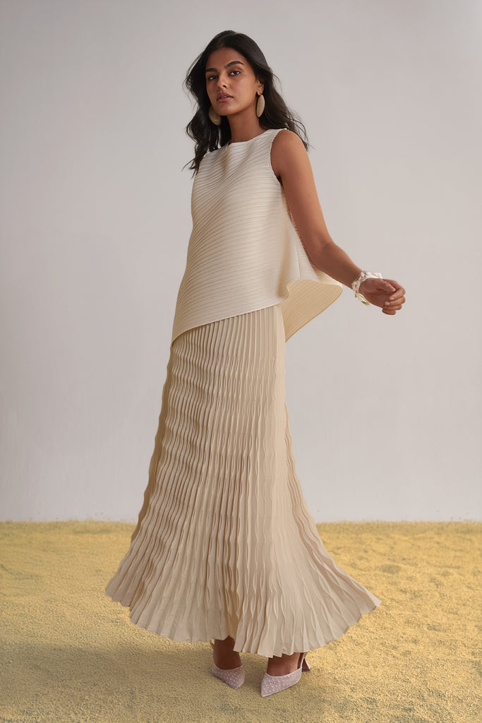 IRREGULAR PLEATED MAXI SKIRT dash and dot
