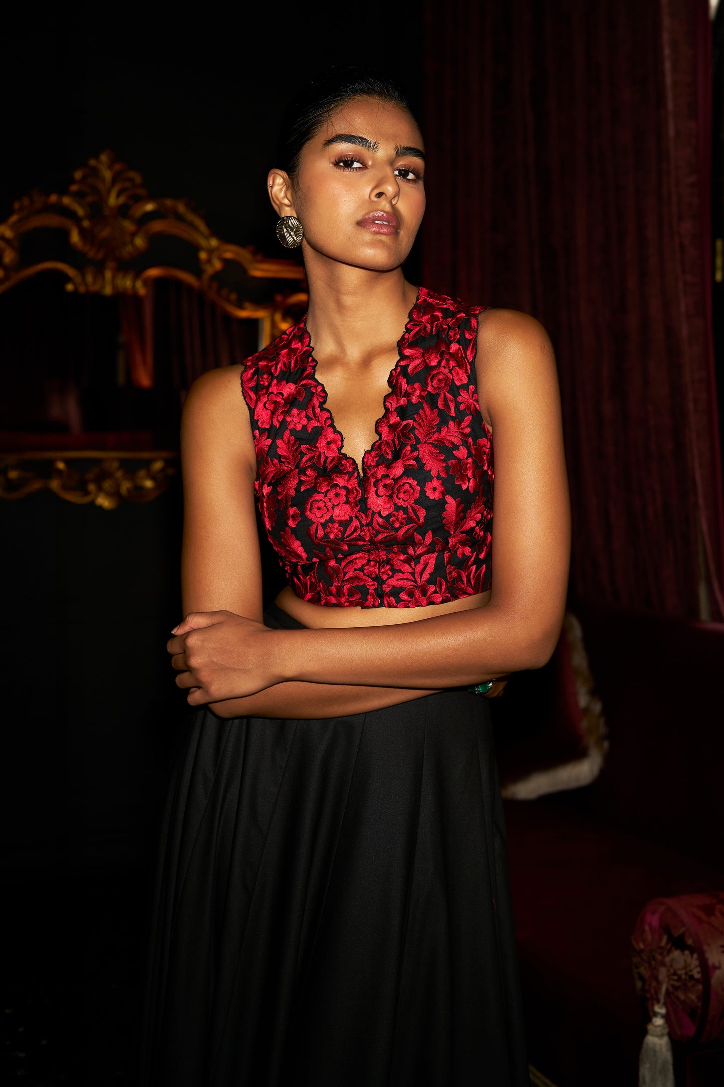 EMBROIDERED CROP TOP & FLARED SKIRT SET