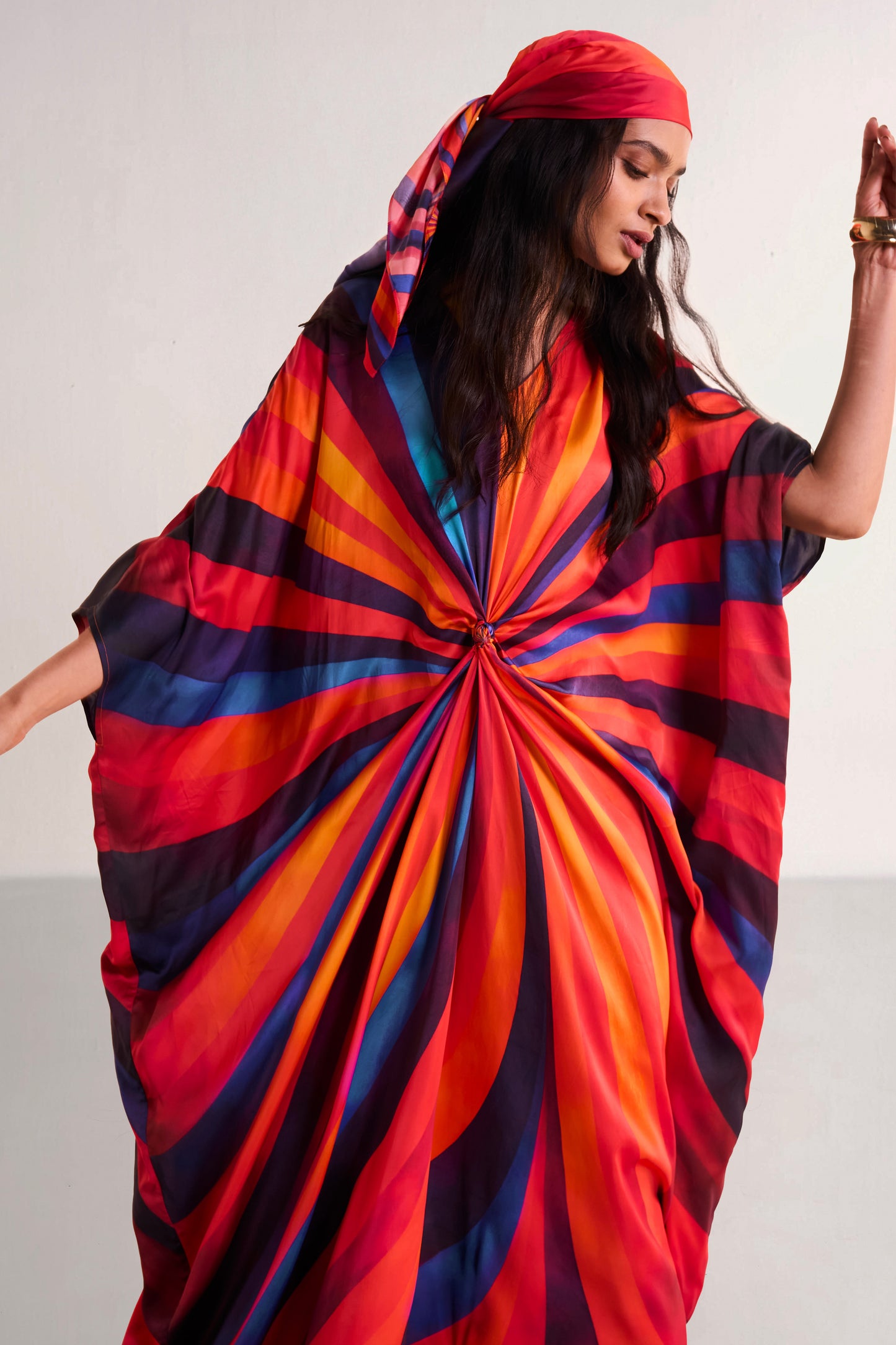 SWIRL KAFTAN WITH SCARF