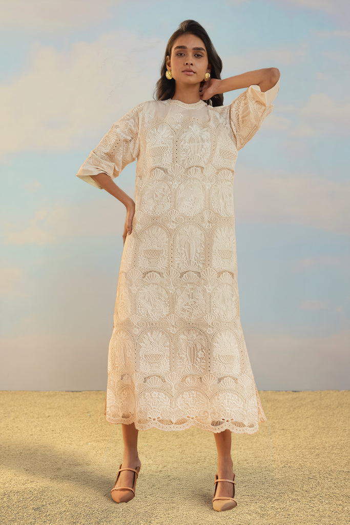 CUTWORK EMBROIDERED SCALLOPED MAXI dash and dot