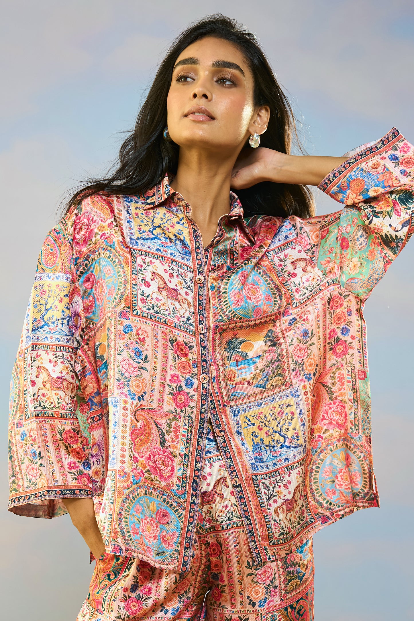 ORNAMENTAL PRINT SHIRT