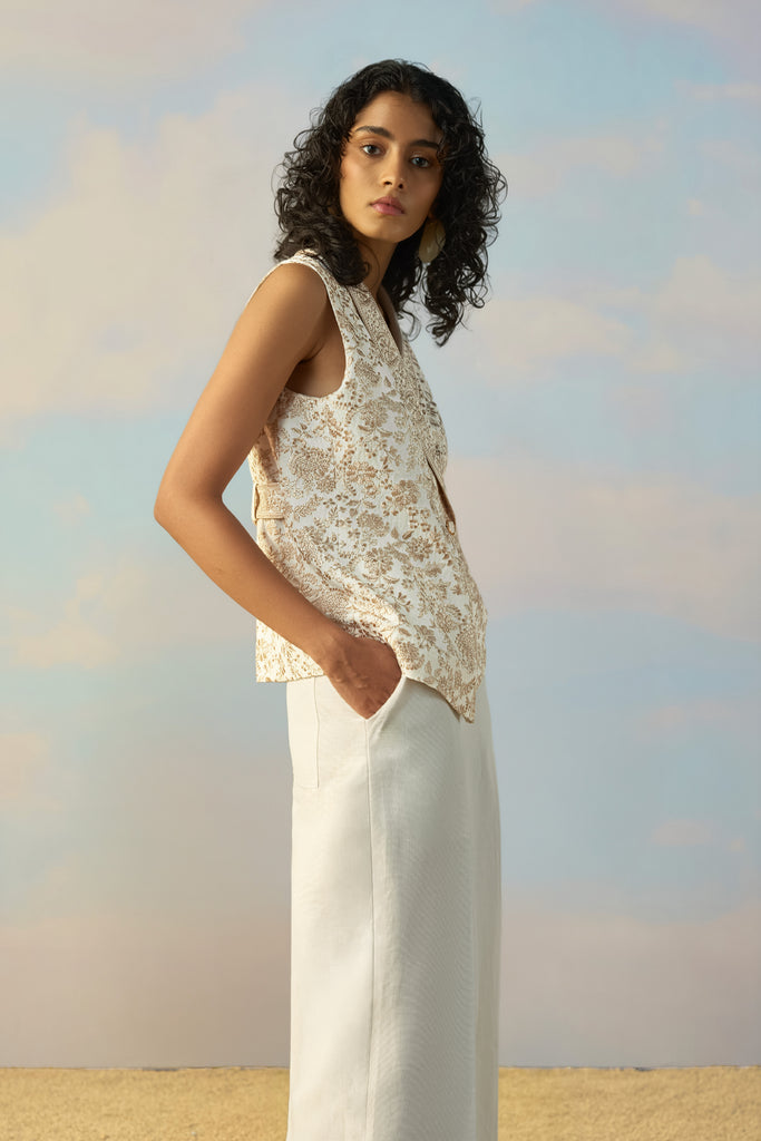 LINEN EMBROIDERED WAISTCOAT dash and dot