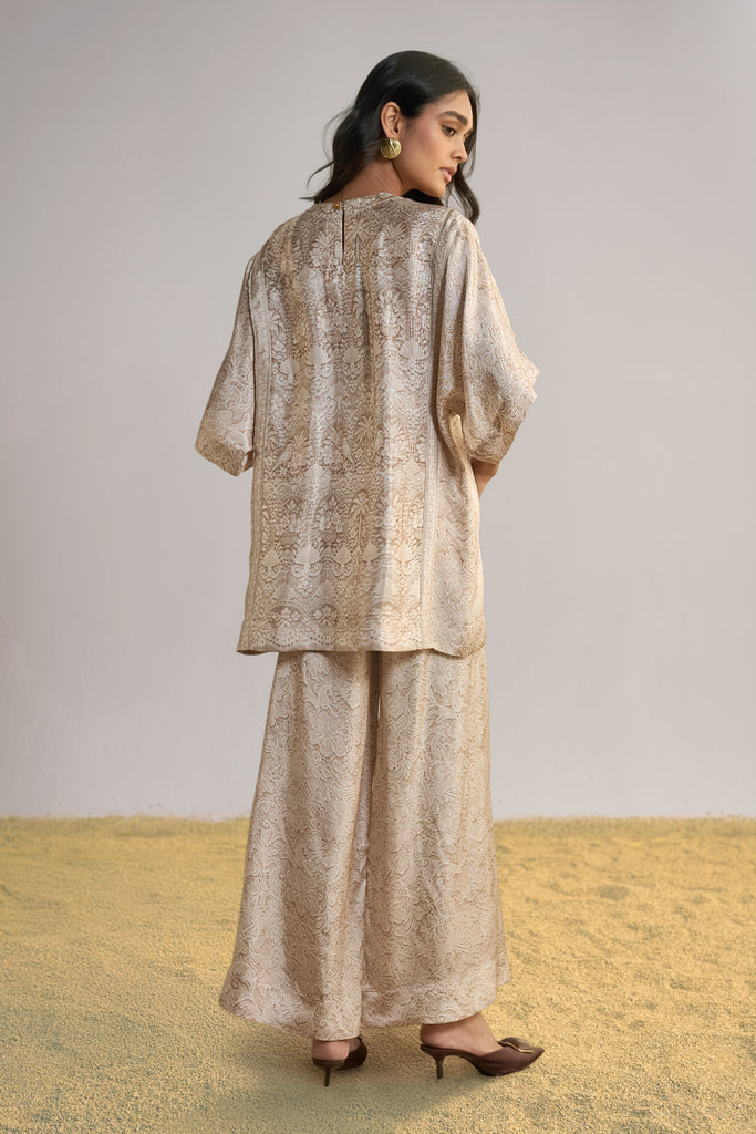LACE PRINTED WIDE-LEGGED PANT SET dash and dot