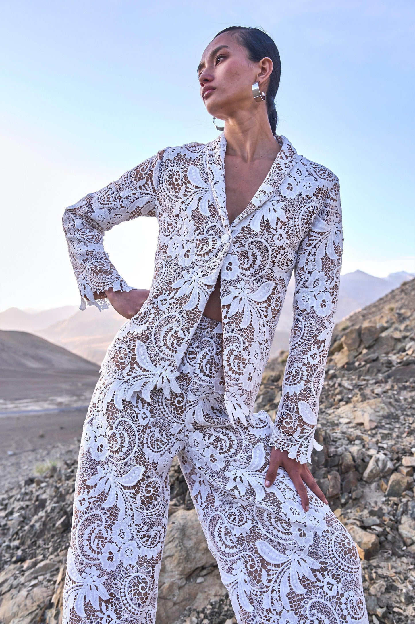 SCALLOPED LACE PANT - dash and dot